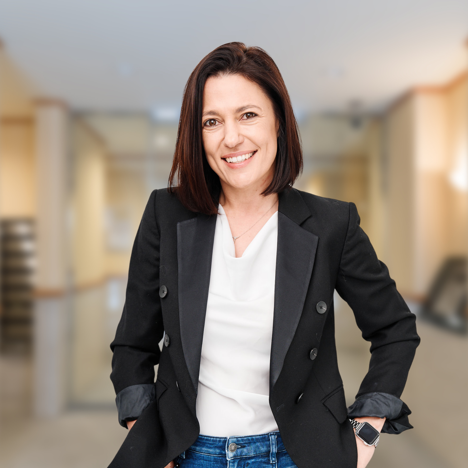 Dr Jackie Nagtegaal